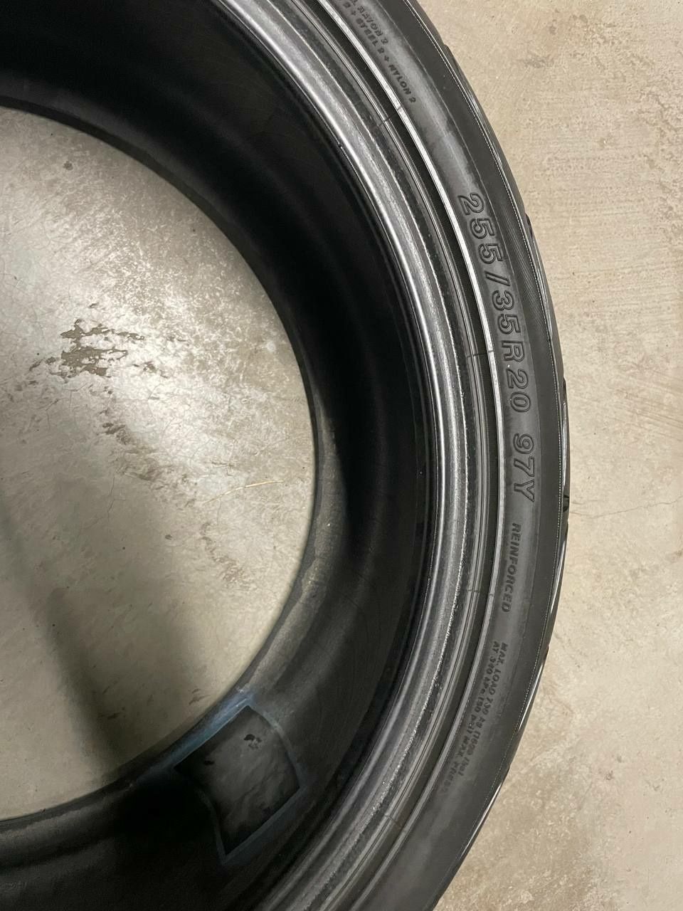 Б.У.Шины Yokohama S.Drive AS01 255/35 R20 97Y