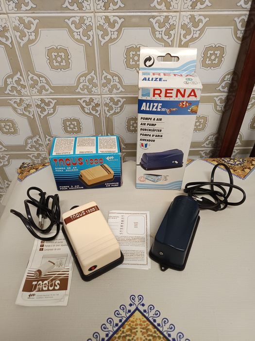 Vendo 2 bombas de ar para aquário novas