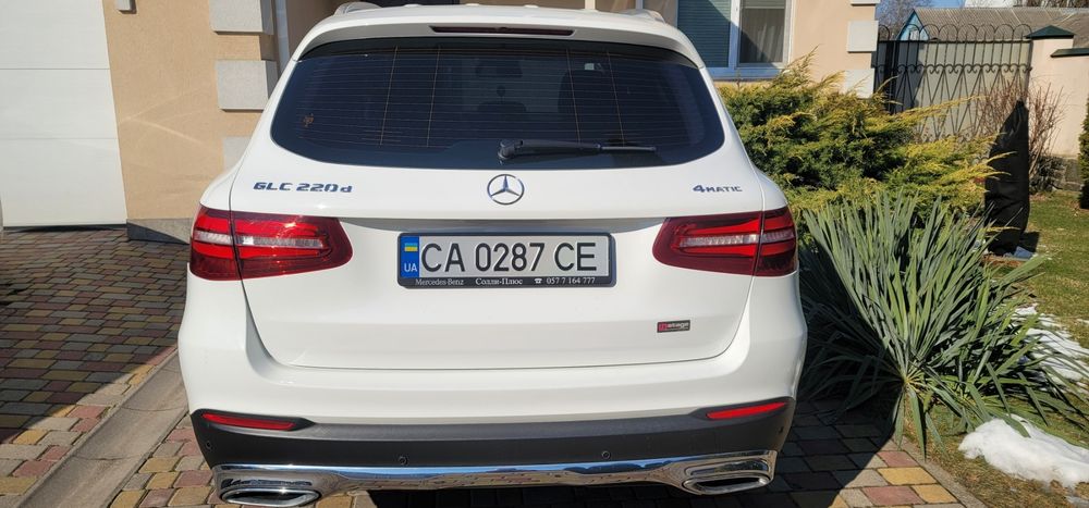 Мерседес-Бенц GLC 220 AMG