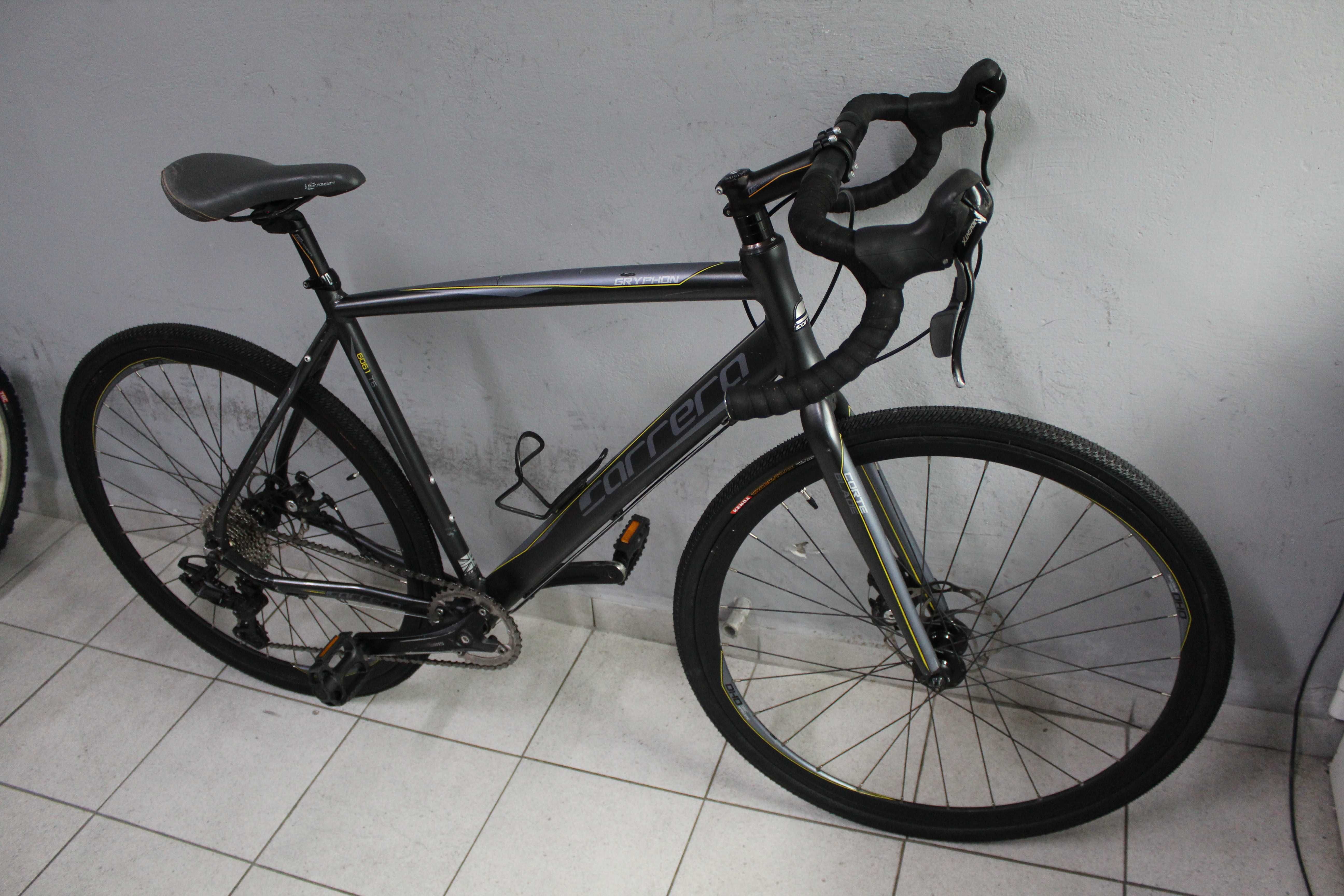 Rower gravel CARRERA GRYPHON, Roz. 54 cm, Koła 28", Micro. Advent 1x10