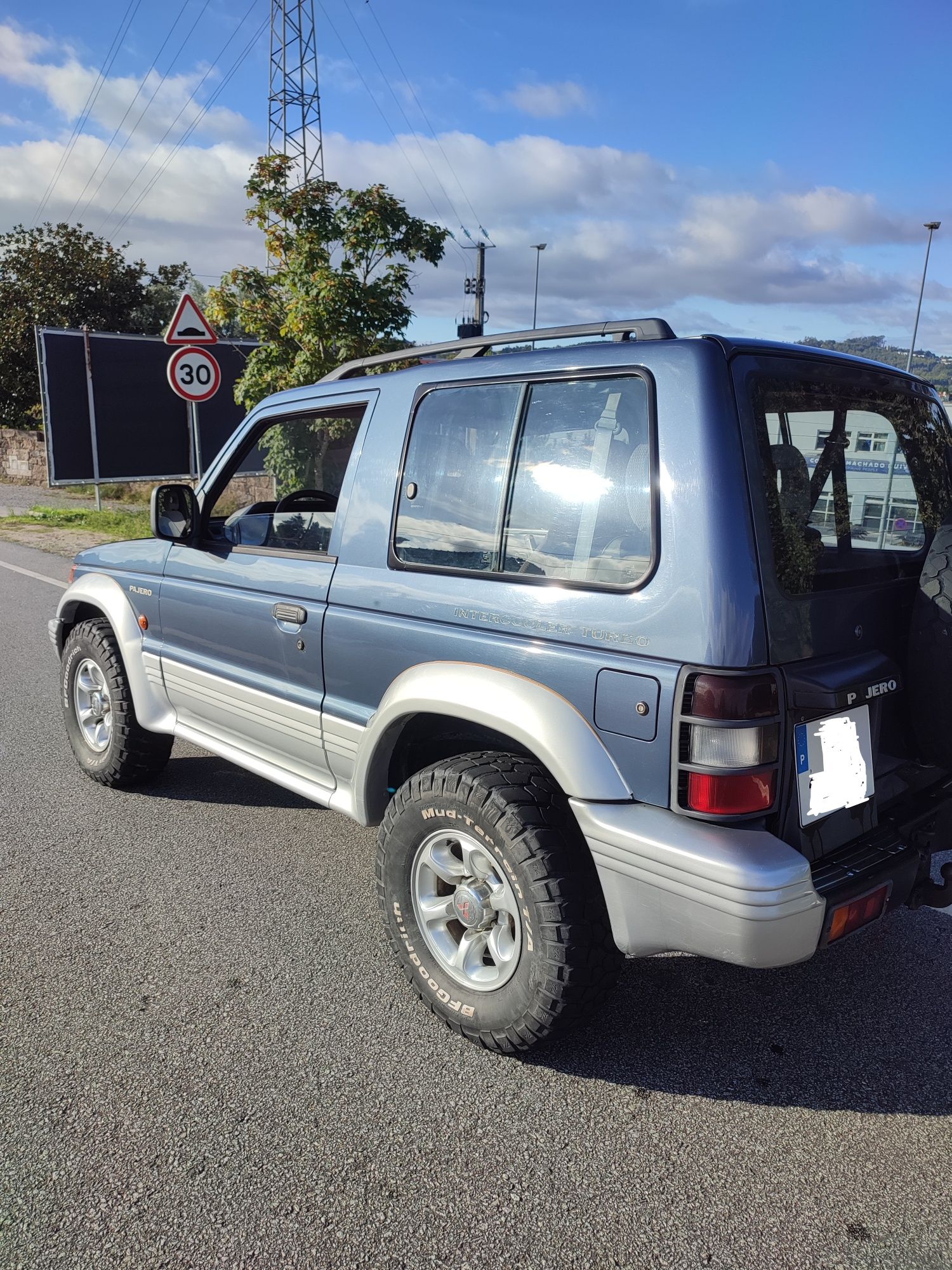 Mitsubishi Pajero 2.5 GLS