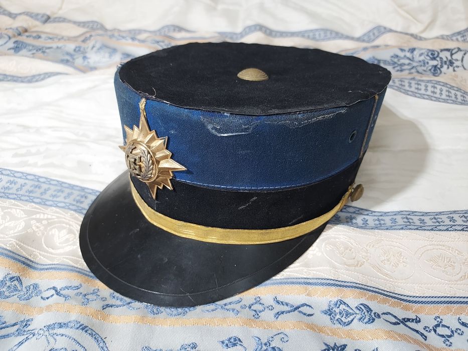 Antigo bone militar GF