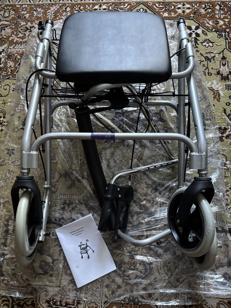 Chodzik, podpórka czterokołowa rehabilitacyjna