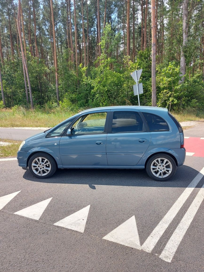 Opel Meriva A 2008r 1.7 cdti 100km