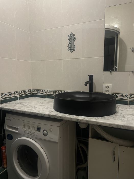 Оренда 2-кімнатної квартири з лічильником на тепло в Дніпровському рн