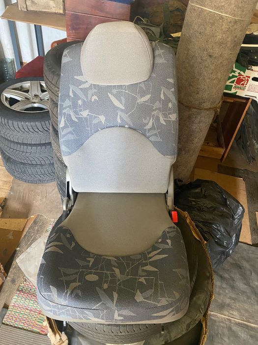 Сидіння салону Citroen Xsara Picasso