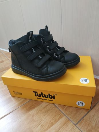 Демисезонные кожаные ботинки Tutubi