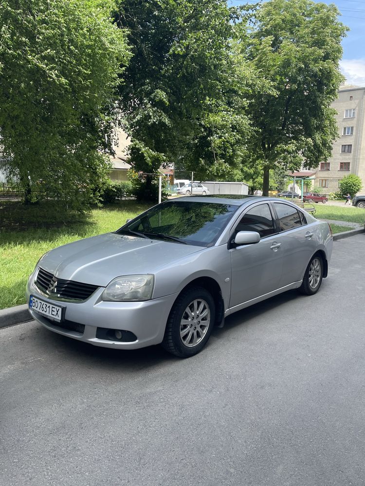 Продам не поспішаючи Galant