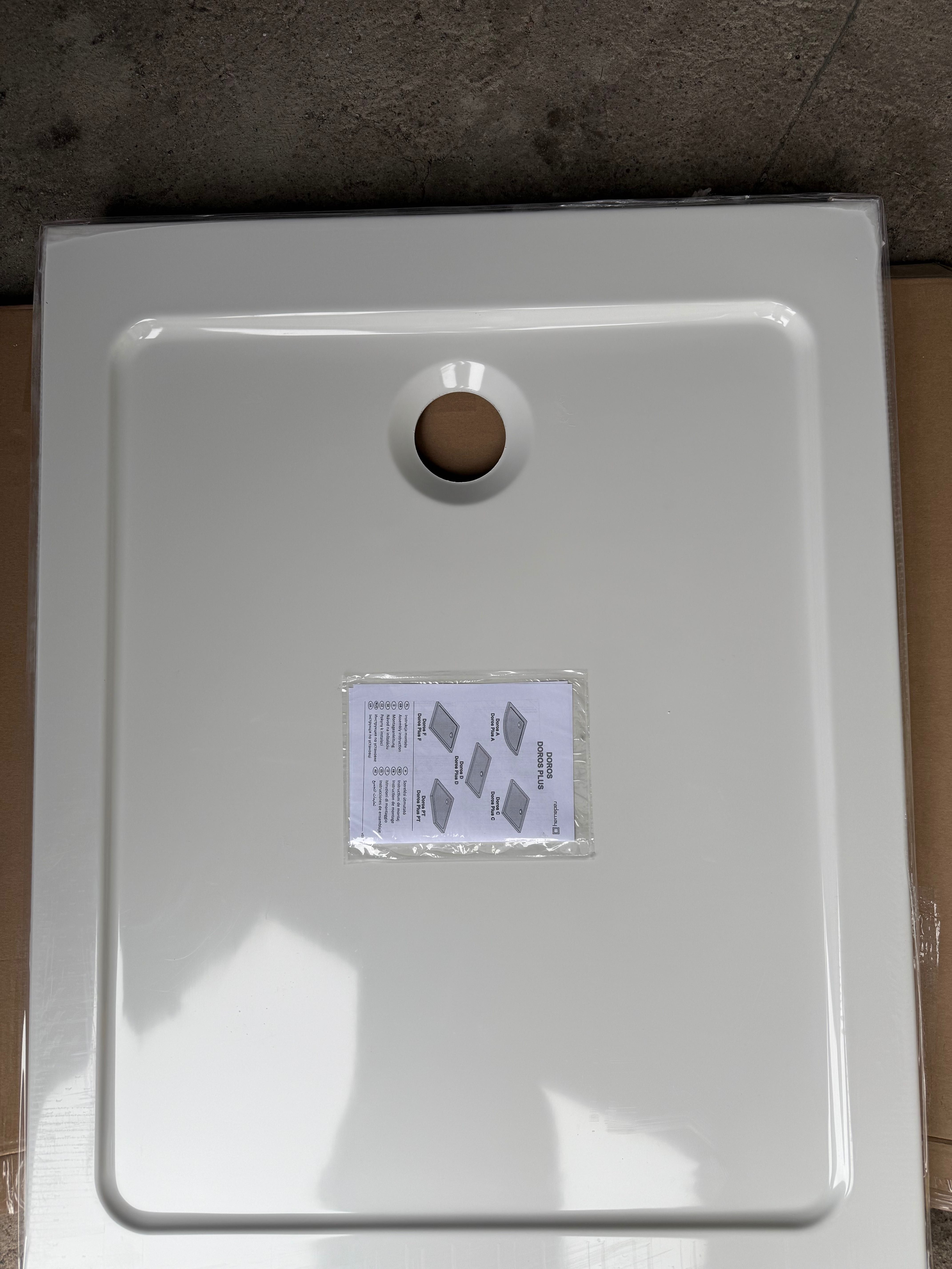 Nowy brodzik Radaway Doros F 100x80cm