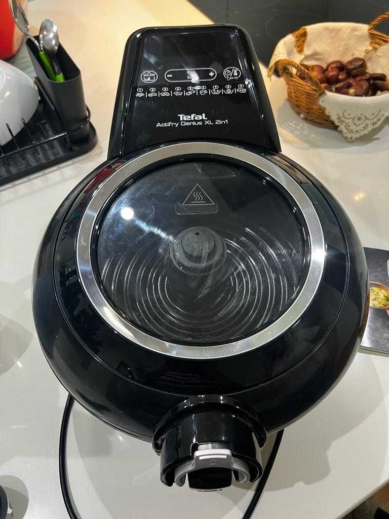 Fritadeira Air Fryer Tefal Actifry Genius XL YV970815 sem Óleo