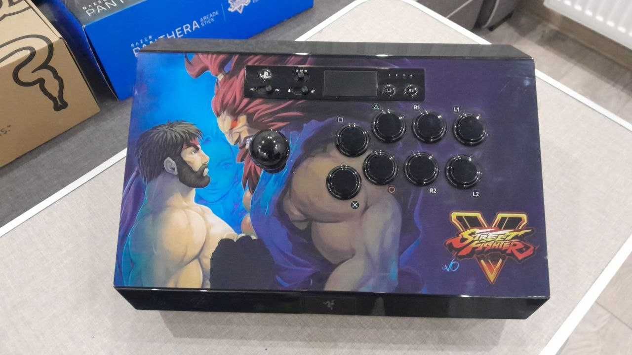 Аркадний стік Razer Panthera Street fighter V edition