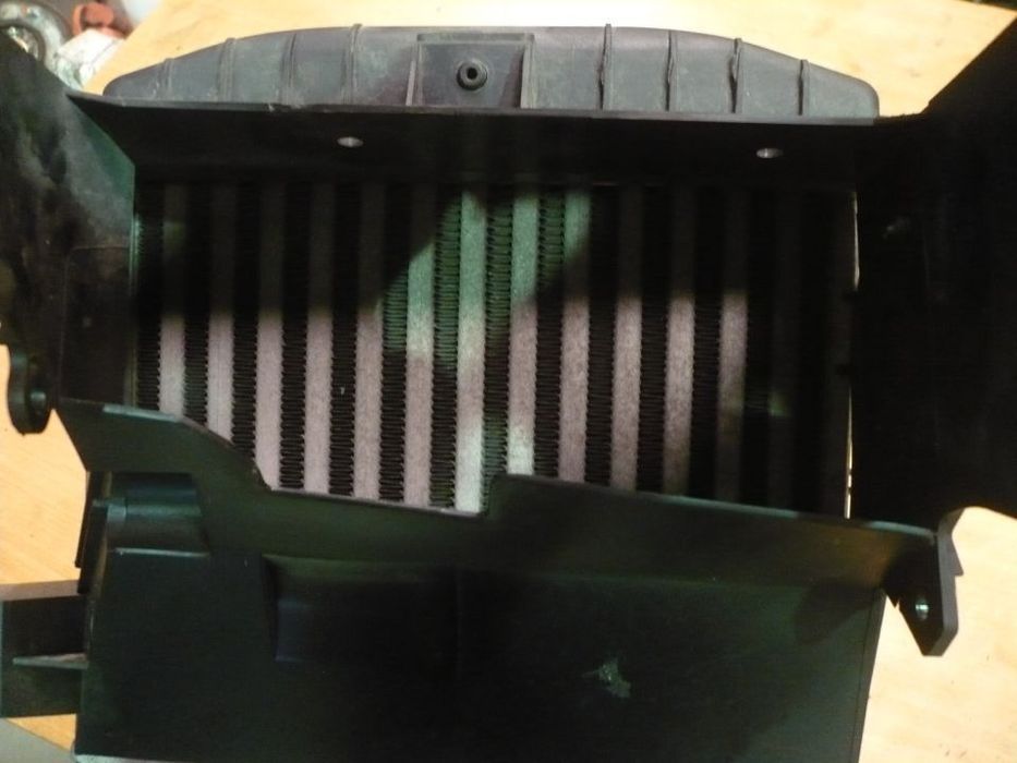Radiador interccoler + ventoinha+ suporte - Samrt Fortwo 0.7i ( 2006 )