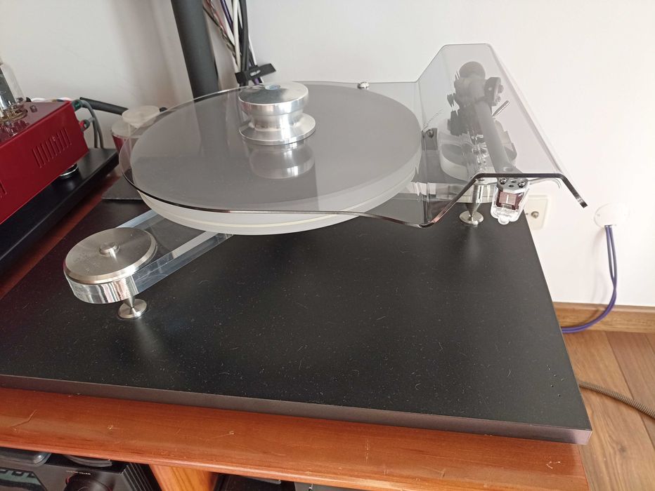 Gira Discos Clearaudio Solution