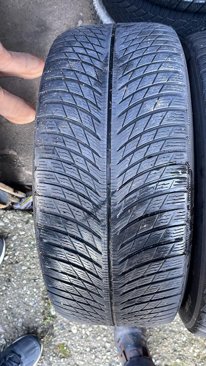 275-45-20 Michelin Pilot Alpine 5 SUV ZP