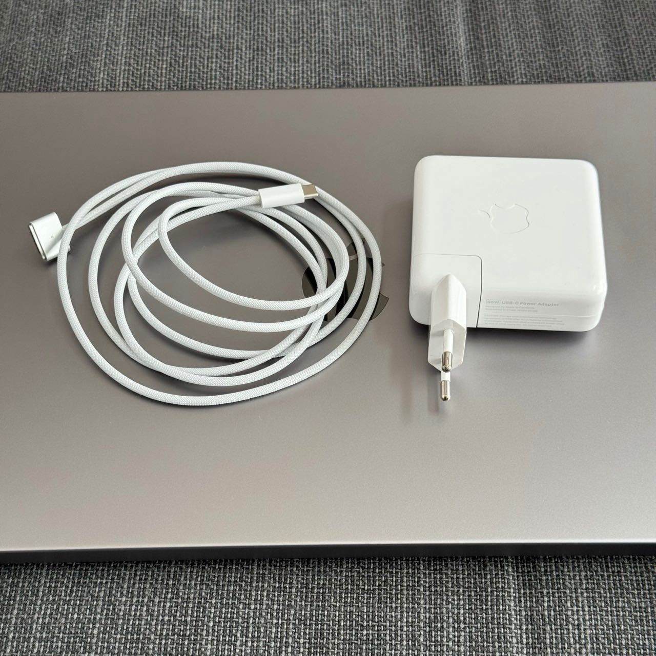 Używany MacBook Pro 16" 2021, M1 Pro