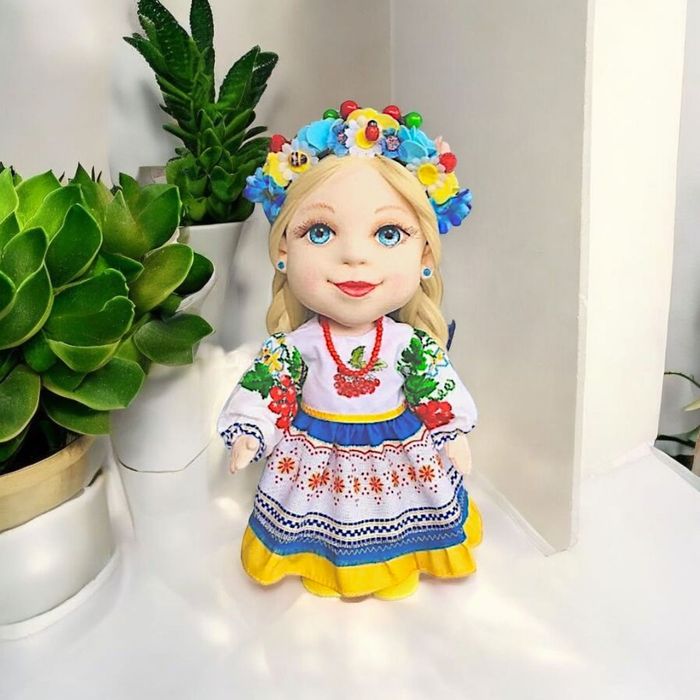 Кукла, лялька україночка