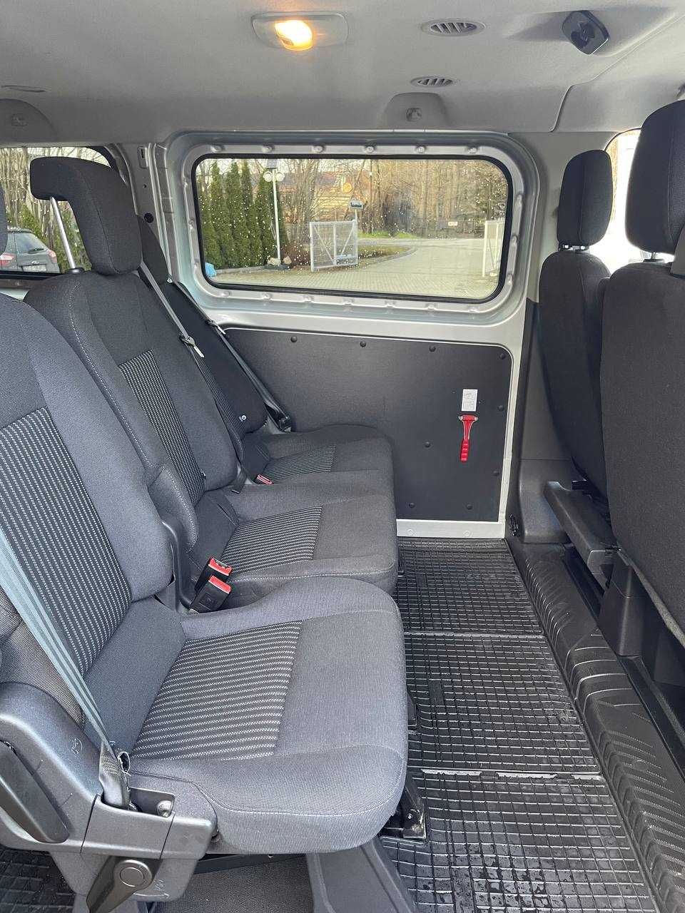 Wynajem Bus Ford Transit Custom Long 9os.