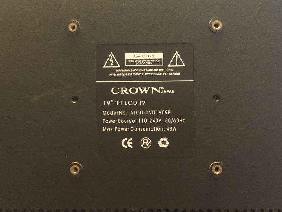 TV Crown Japan 19” com DVD e Fonte 12V