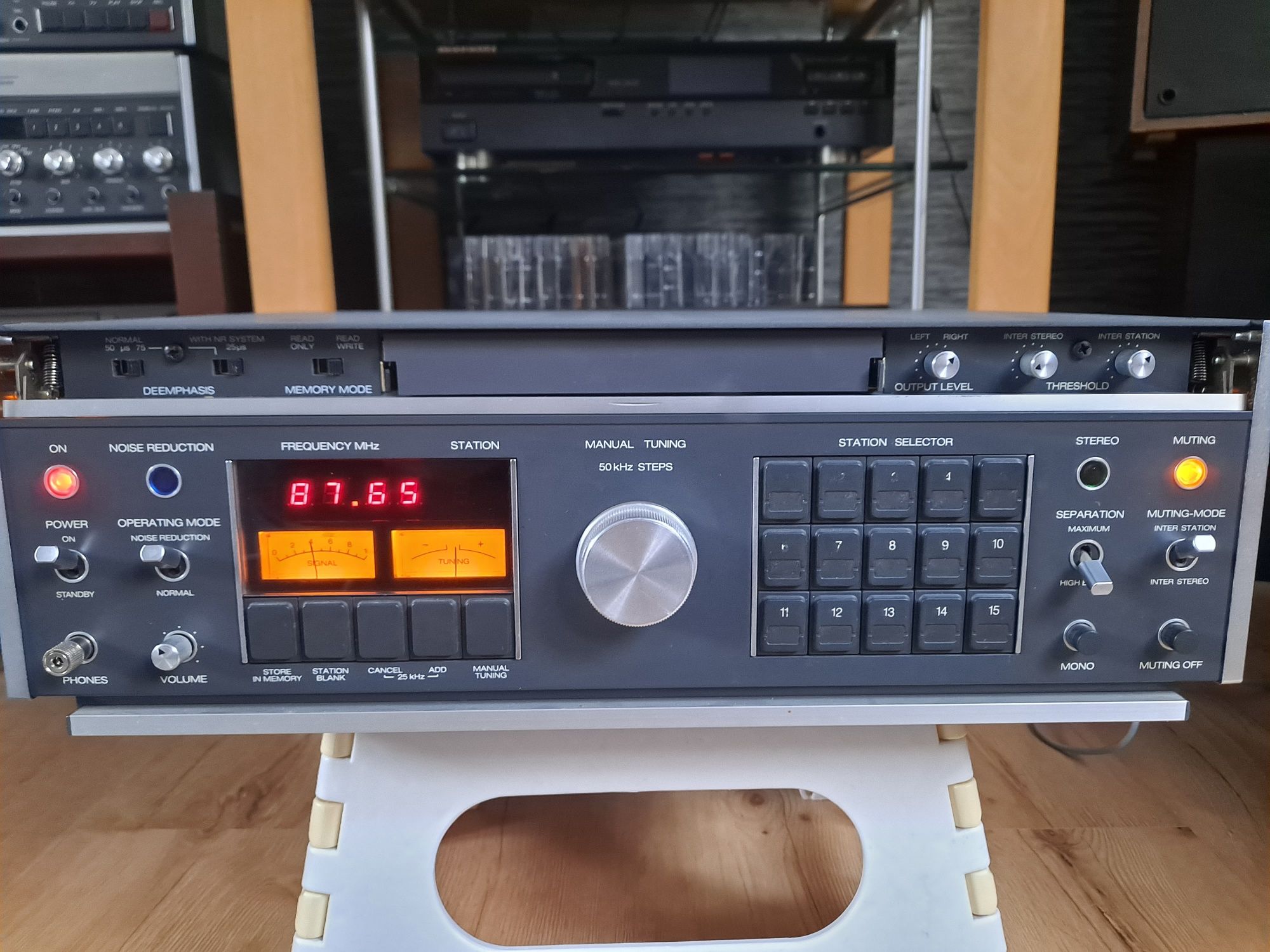 Tuner Revox B760 po odświeżeniu