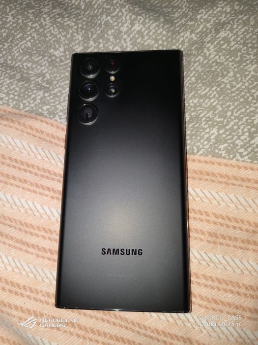Samsung Galaxy S22 Ultra 8/128GB Snapdragon 8 Gen 1 I 15 Android
