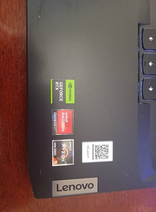 Portátil LENOVO Gaming