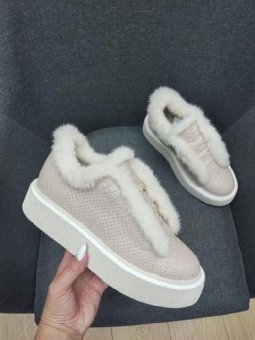 Кросівки- хайтопи з норкою