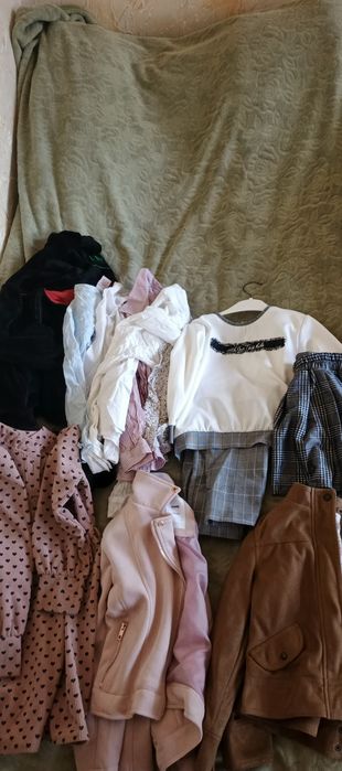 Продам вещи на девочку.