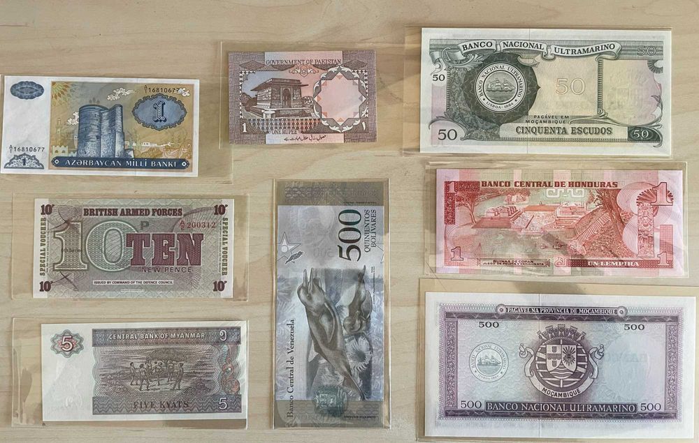 Banknoty zestaw 8 szt. UNC