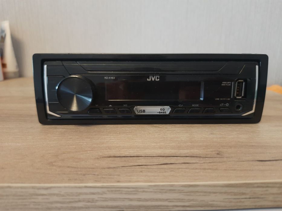 Автомагнітола JVC