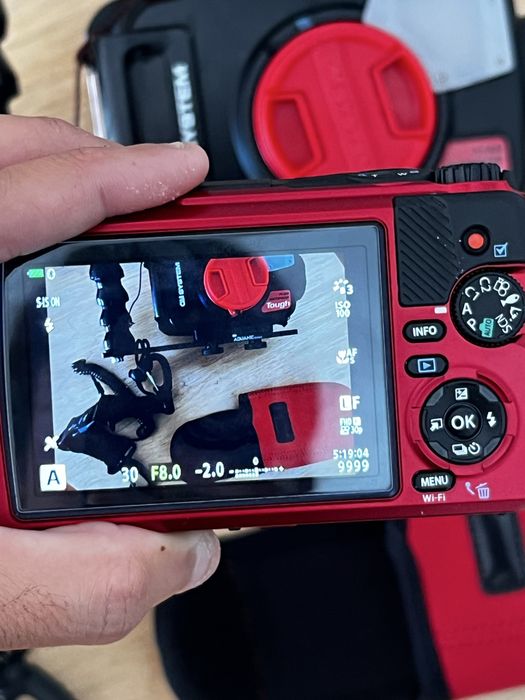 Olympus TG7 + Housing