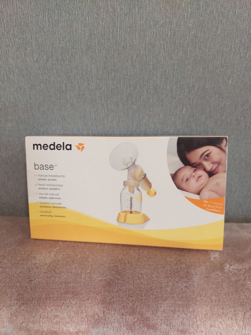 Ручний молоковідсмоктувач Medela base