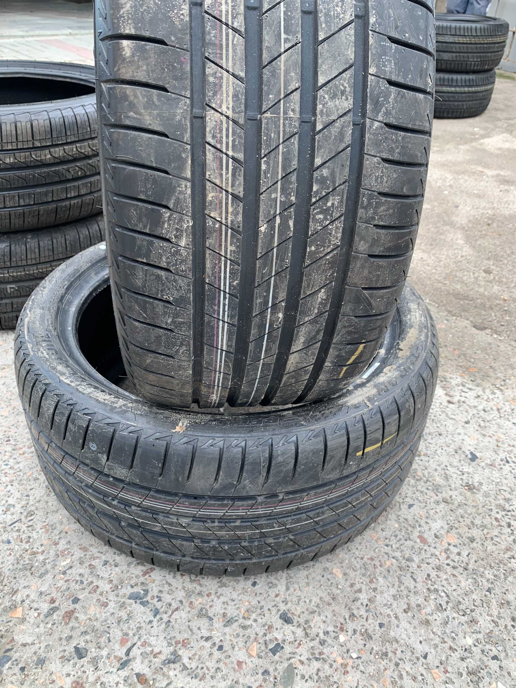 Шины летние  275/35R19 BRIDGESTONE Turanza T005