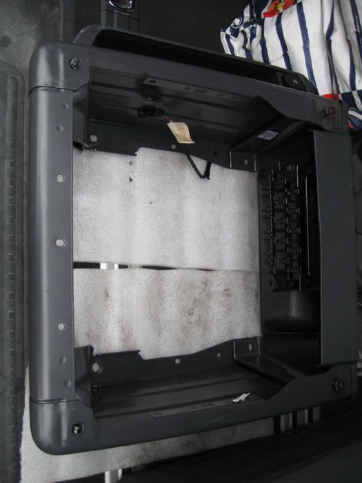 volkswagen t5 multivan caravelle podstawa mocowanie fotela prawe