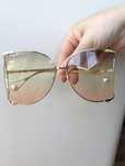 Okulary  przeciwsłoneczne damskie Gucci