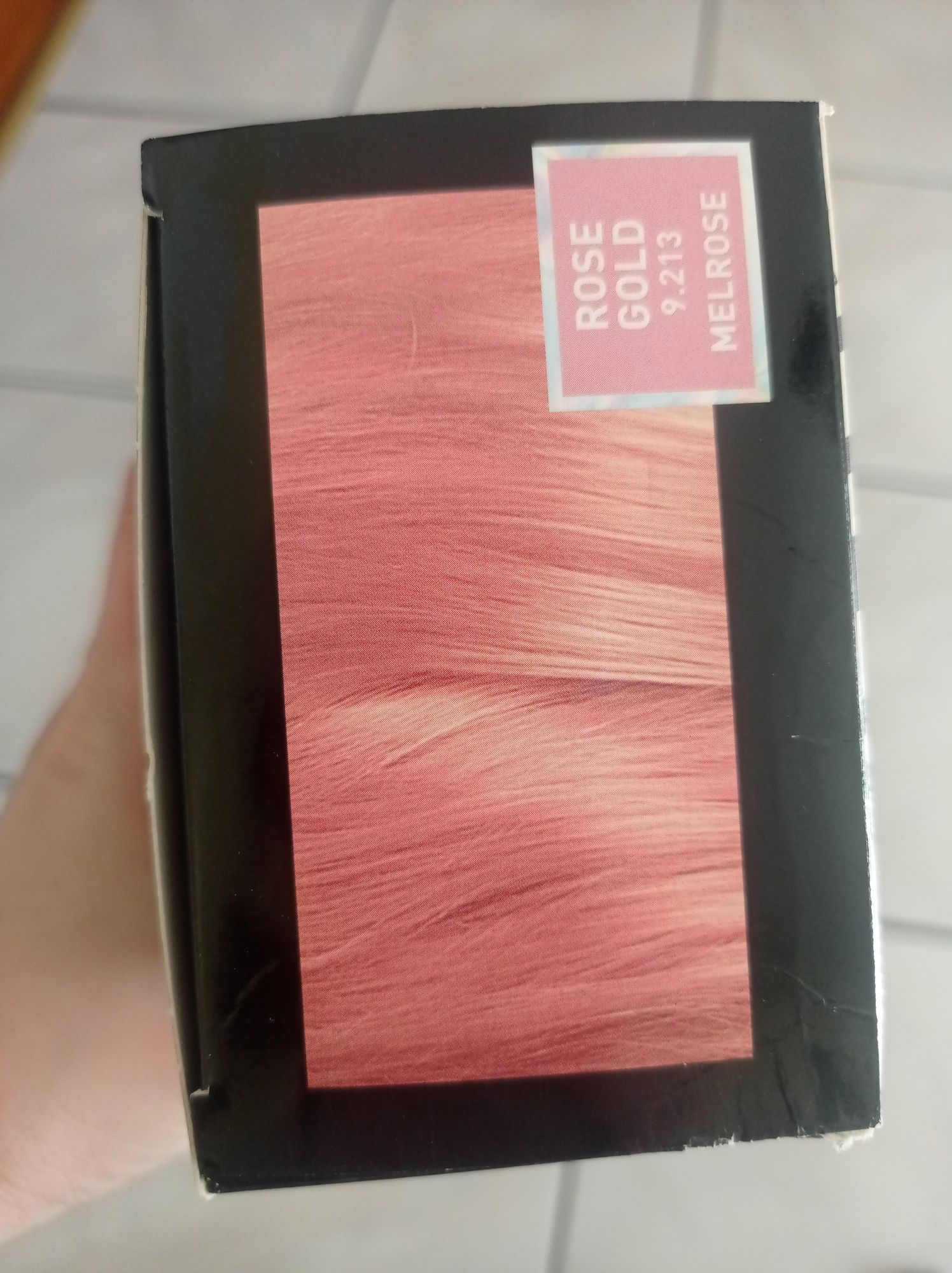 Farba do włosów Loreal Paris rose gold 9.213