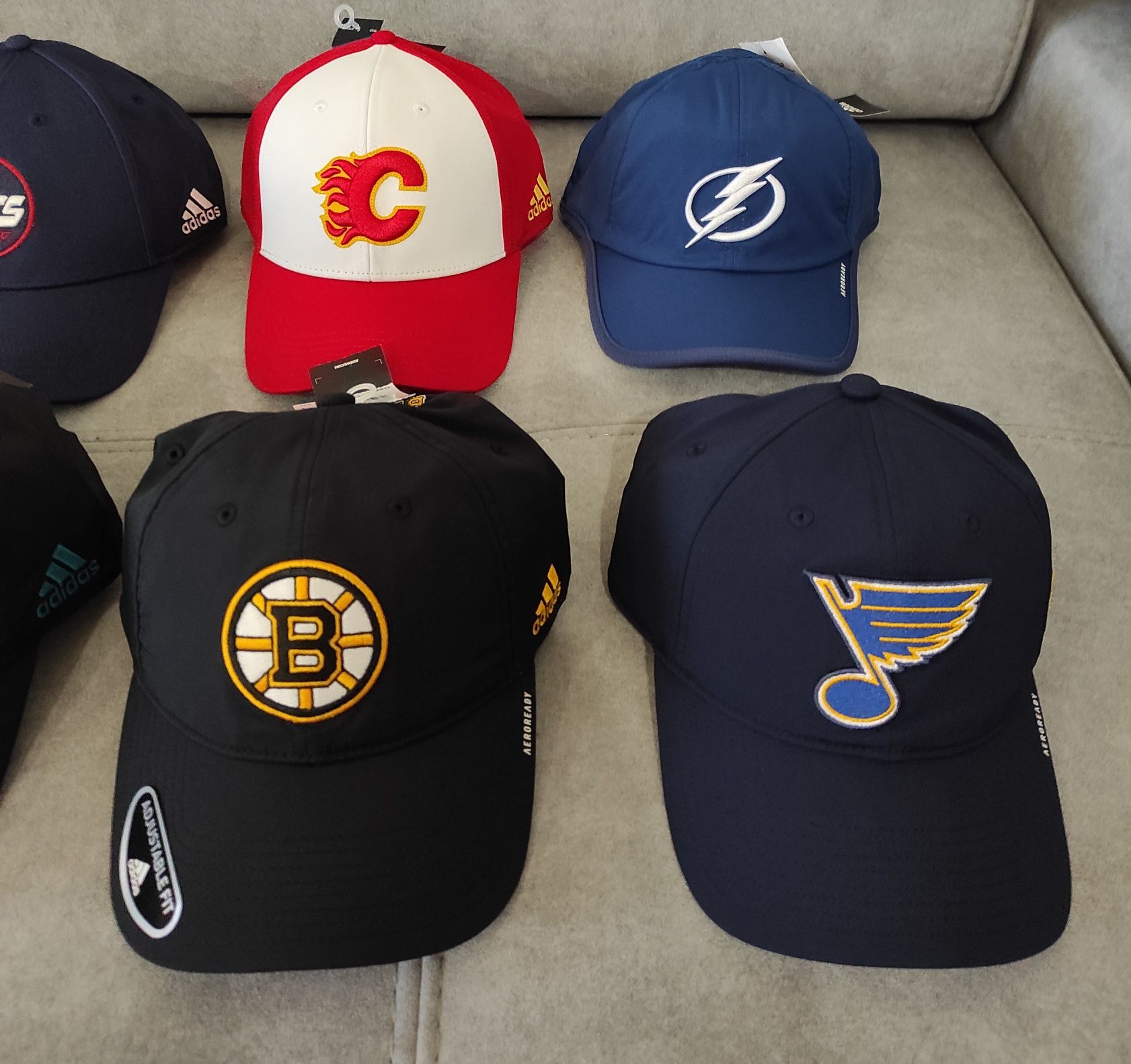 Adidas NHL оригінальна бейсболка,кепка