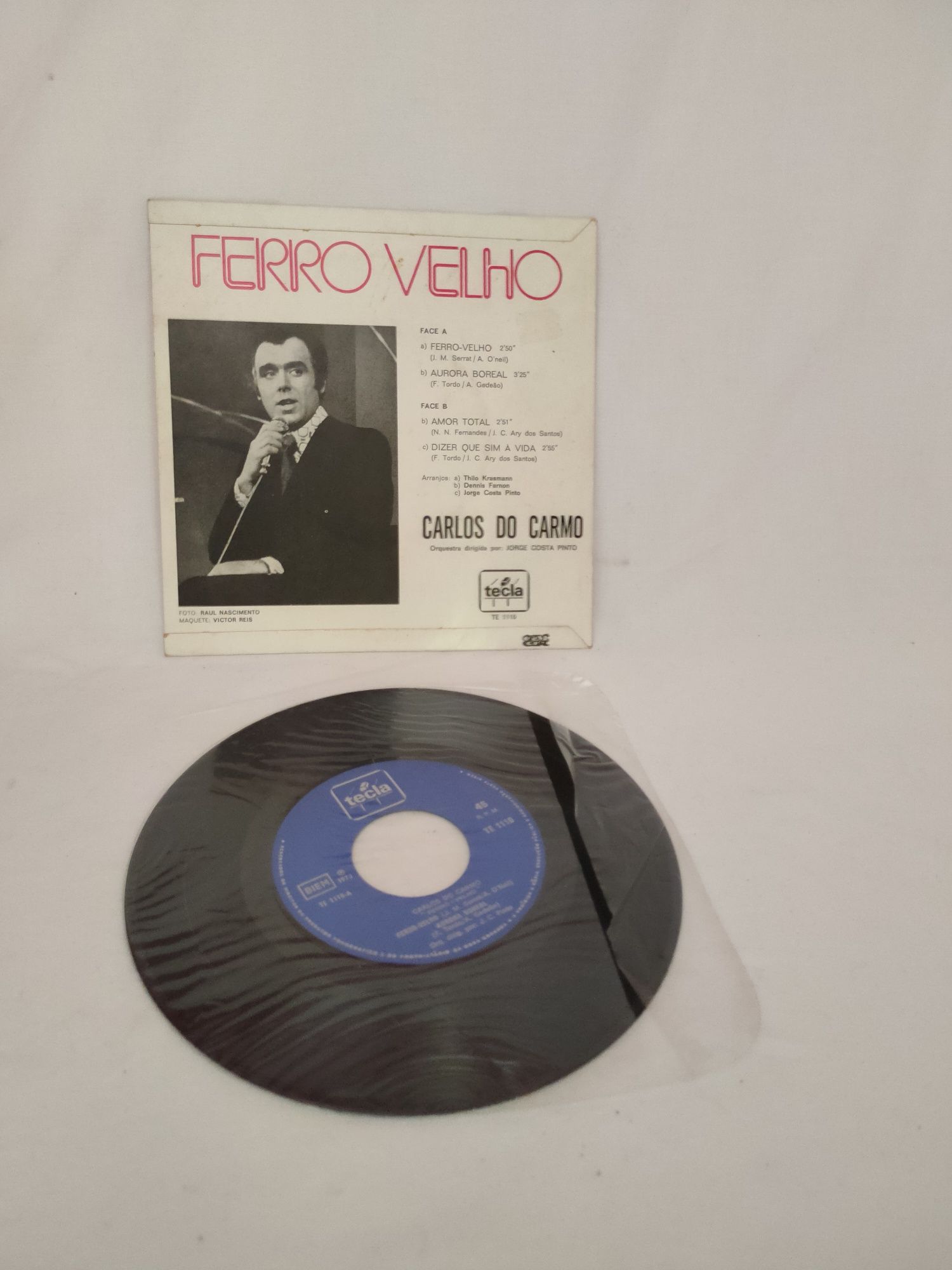 Single Carlos do Carmo - Ferro Velho