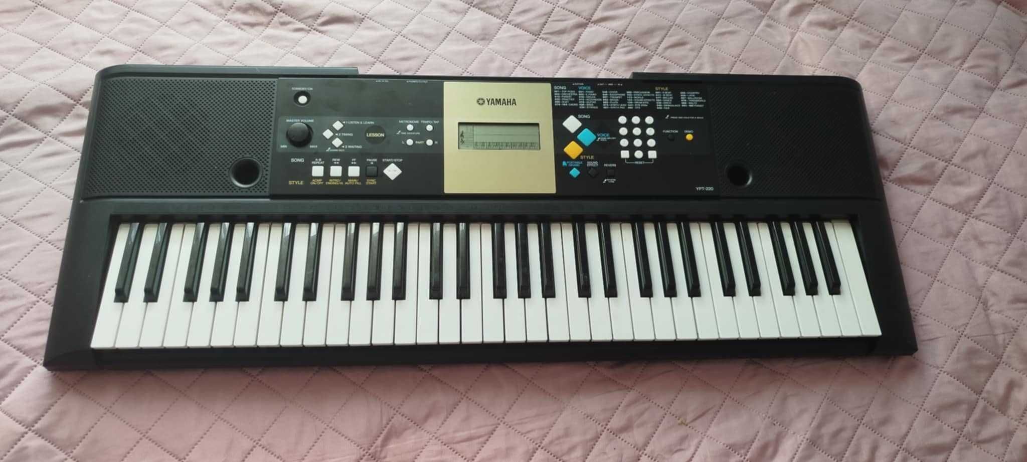 Sprzedam Keyboard Yamaha YPT-220