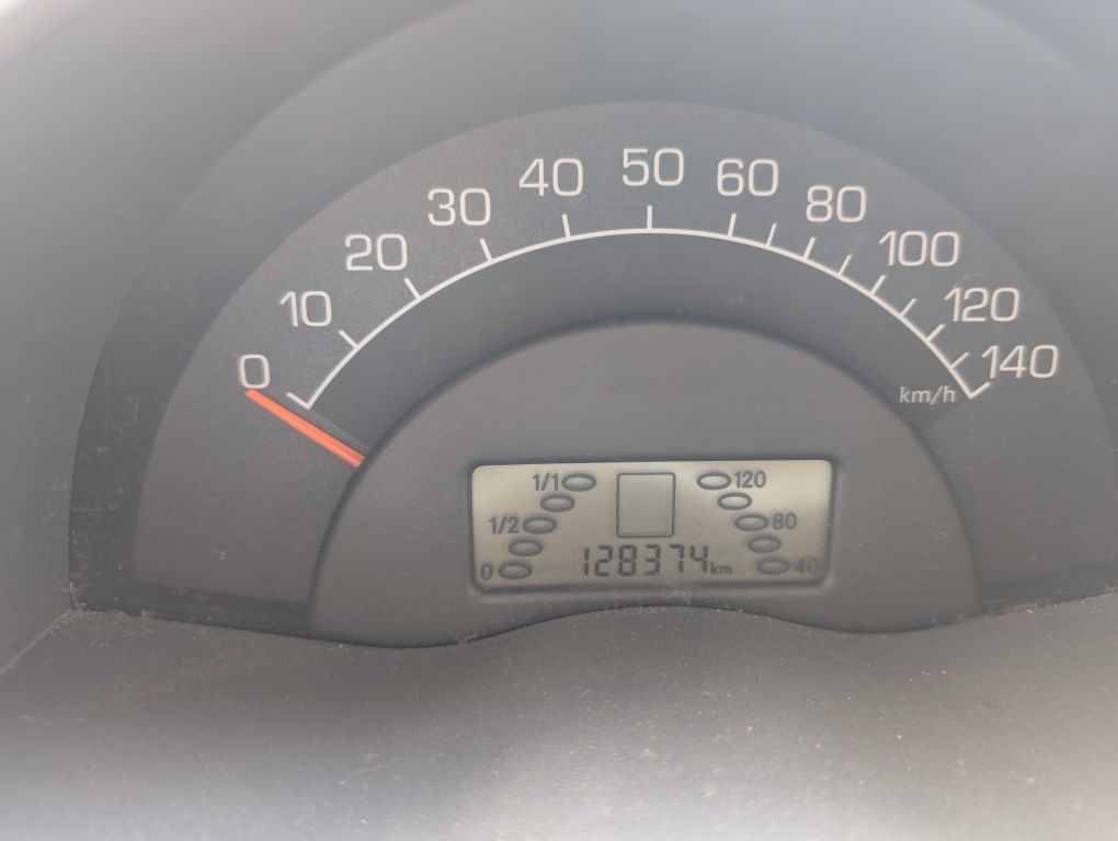 Smart Fortwo CDI 2002 – Não pega – Para peças / recuperação – 1.300€