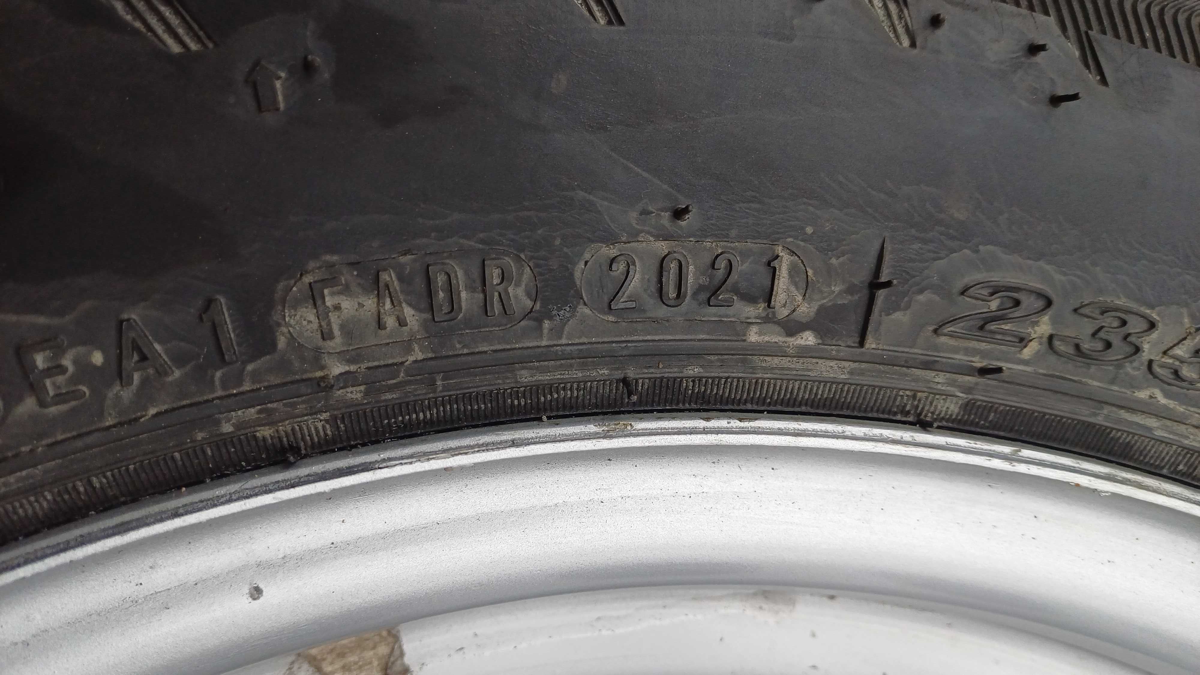 Koło zapasowe Iveco Daily 6x125 235/65 R16C