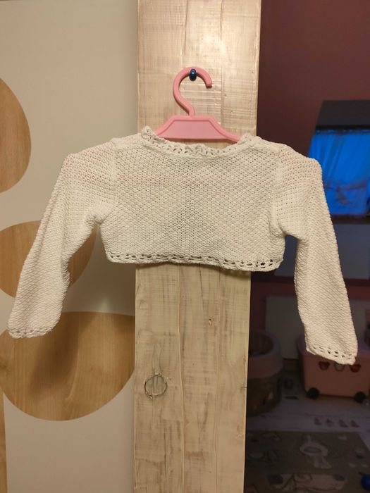 Zara sweterek bolerko na chrzciny rozmiar 74