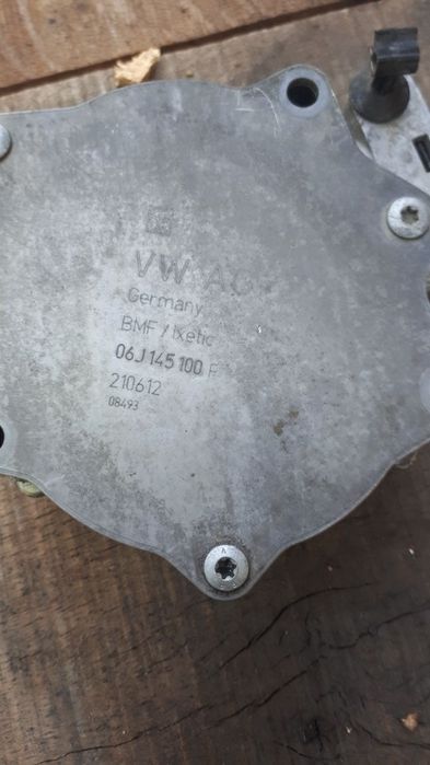 Вакуумный насос на двиг. VW 1.8TSI CDA.
