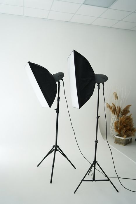 Продам студійне світло, ціна договірна