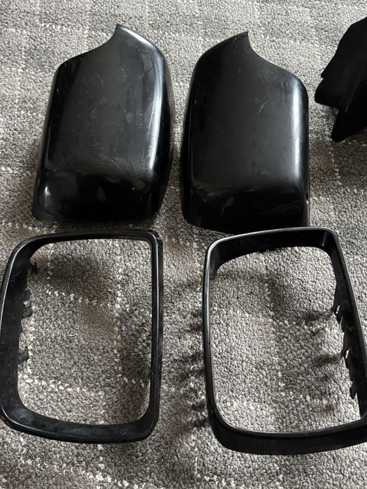 Корпуса дзеркал на БМВ е53
