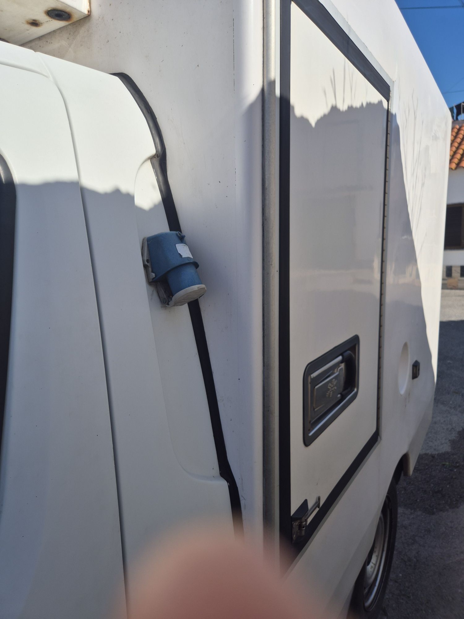 Partner 110 cv Frio - 18 com parque 220 V
