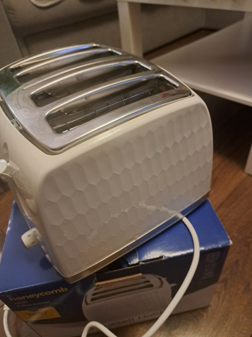 Toster Russell Hobbs