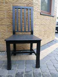 Krzesła drewniane sprzedam