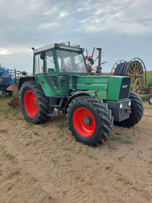 Ciagnik rolniczy Fendt Favorit 615