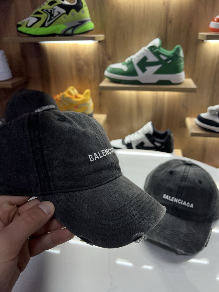 Бейсболка Кепка Balenciaga Faded Black
