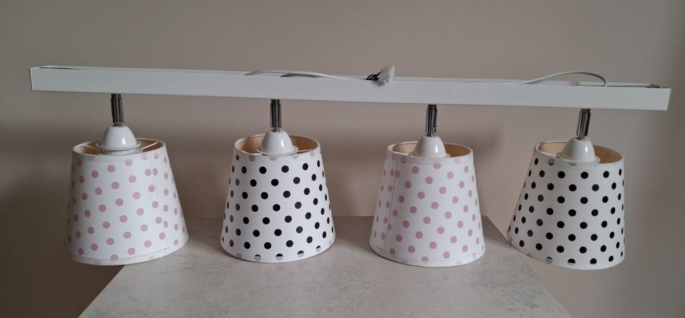Lampa dziecięca kolorowe groszki regulowana na 4 żarówki